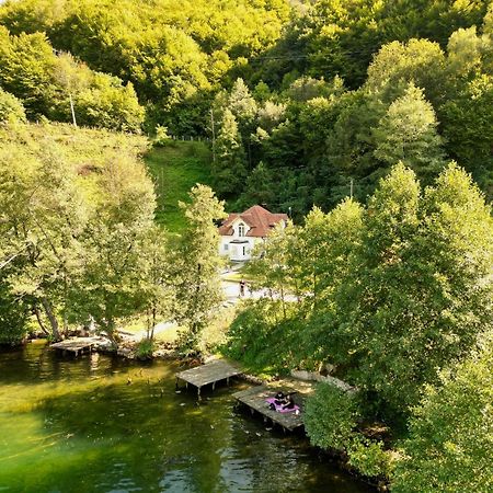 Cobras Plivsko Jezero, Jajce 빌라 외부 사진