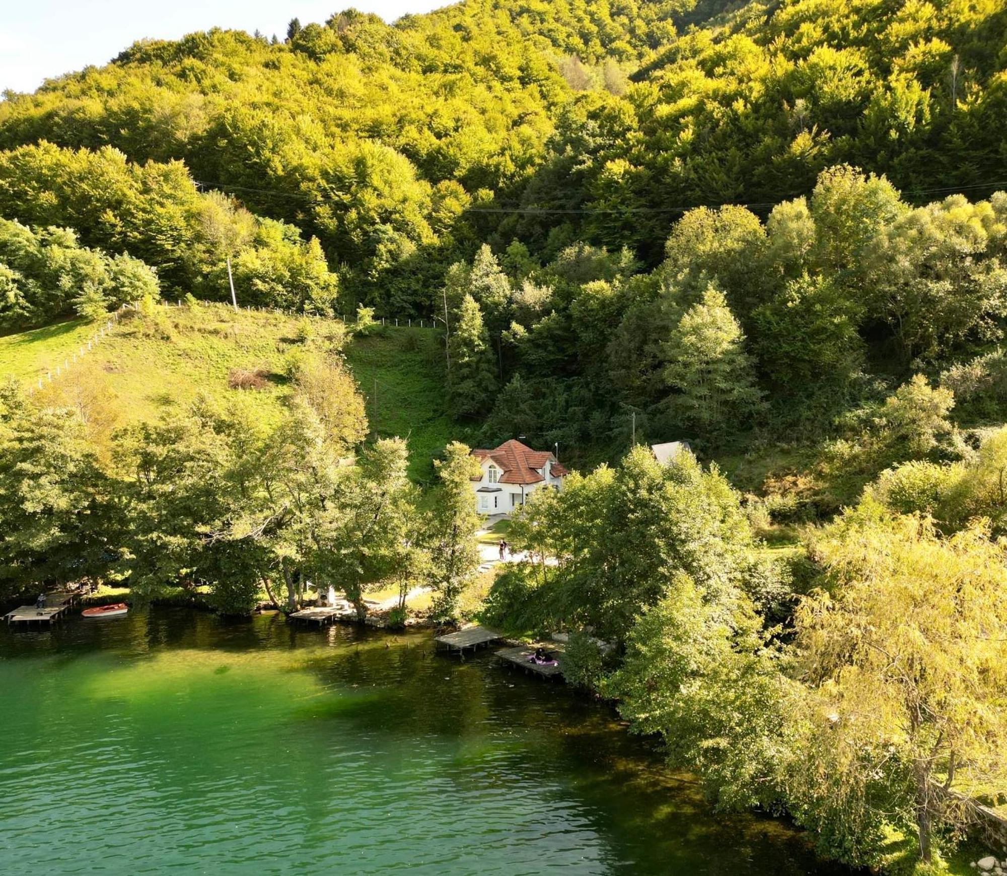 Cobras Plivsko Jezero, Jajce 빌라 외부 사진