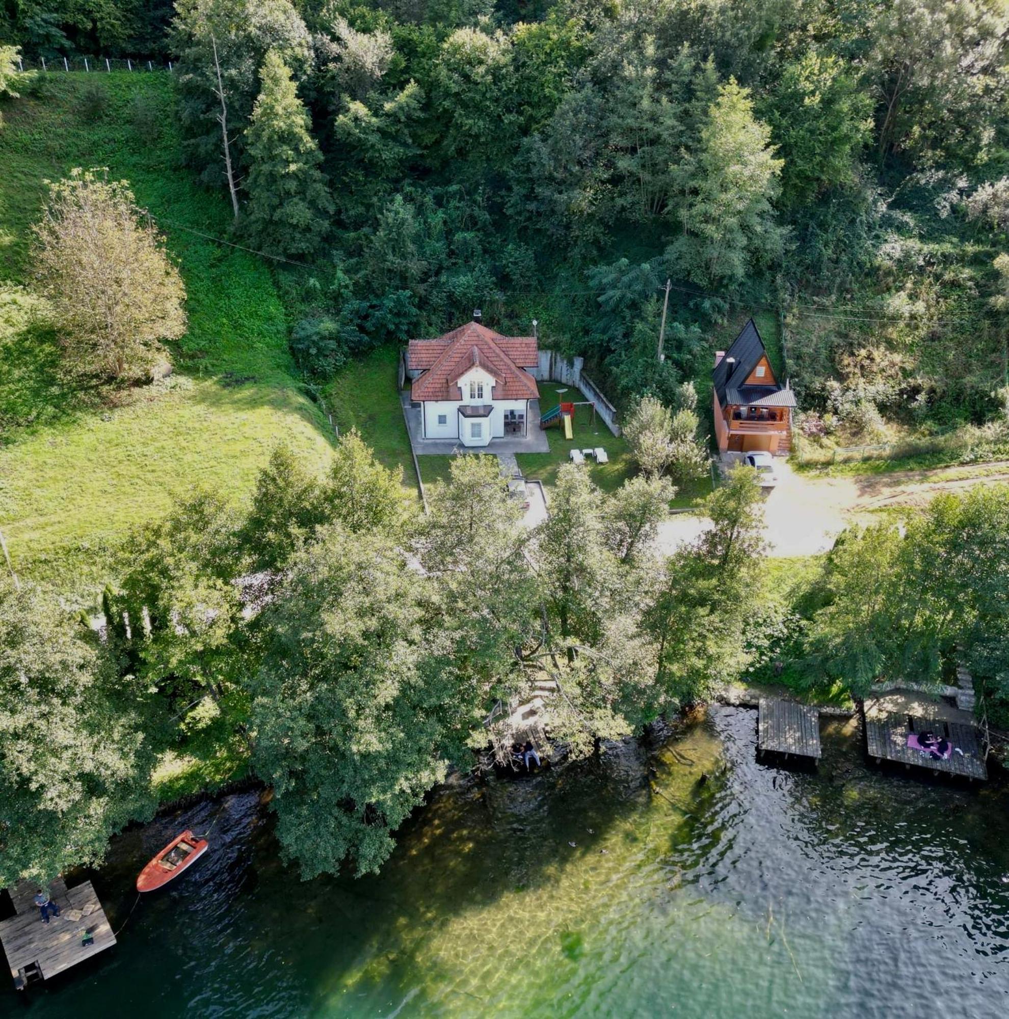 Cobras Plivsko Jezero, Jajce 빌라 외부 사진