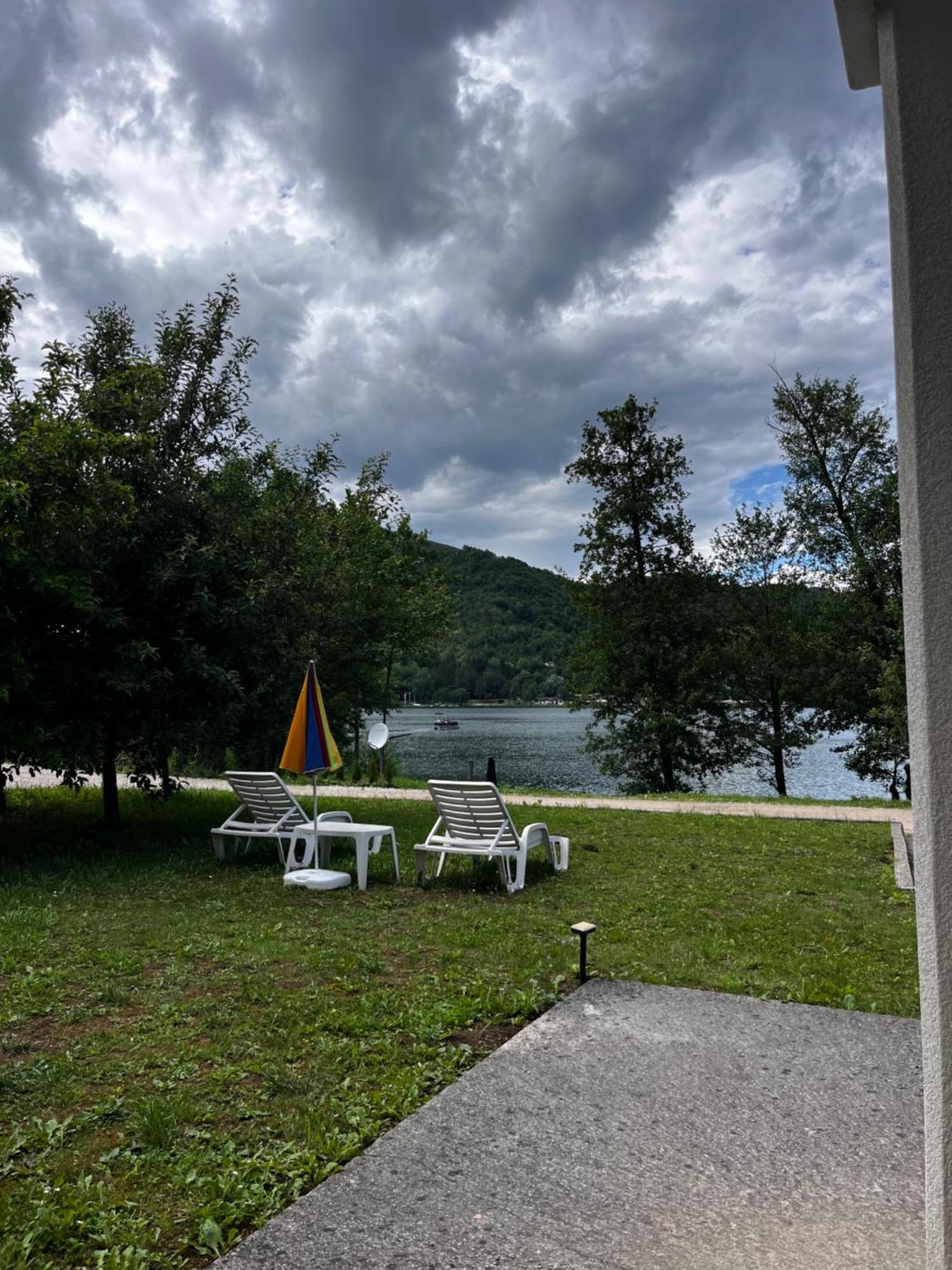 Cobras Plivsko Jezero, Jajce 빌라 외부 사진